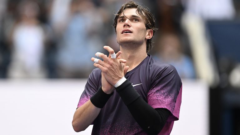 Jack Draper of UK compete against Alex de Minaur of USA during Men's Singles quarter final match on Day Ten of the 2024 US Open at USTA Billie Jean King National Tennis Center on September 4, 2024 in New York City. (Photo by Fatih Aktas/Anadolu via Getty Images)