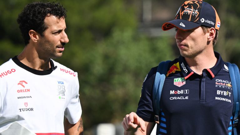 CIRCUIT DE BARCELONA-CATALUNYA, SPAIN - JUNE 22: Daniel Ricciardo, Visa Cash App RB F1 Team, talks with Max Verstappen, Red Bull Racing during the Spanish GP at Circuit de Barcelona-Catalunya on Saturday June 22, 2024 in Barcelona, Spain. (Photo by Simon Galloway / LAT Images)