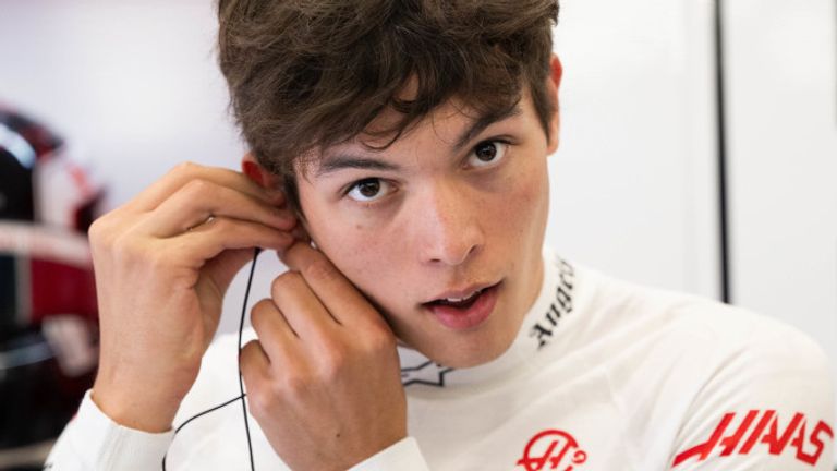 SILVERSTONE CIRCUIT, UNITED KINGDOM - JULY 05: Oliver Bearman, Haas F1 Team during the British GP at Silverstone Circuit on Friday July 05, 2024 in Northamptonshire, United Kingdom. (Photo by Simon Galloway / LAT Images)