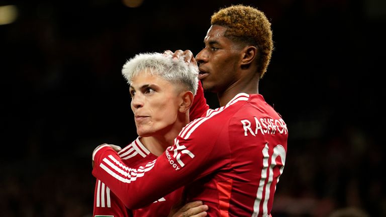 Manchester United's Marcus Rashford celebrates with Alejandro Garnacho