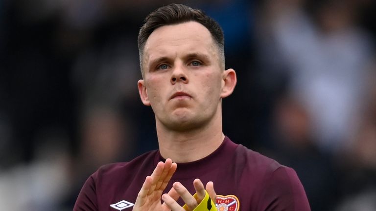 PAISLEY, SCOTLAND - SEPTEMBER 21: Hearts' Lawrence Shankland looks dejected at full time during a William Hill Scottish Premiership match between St Mirren and Heart of Midlothian at SMiSA Stadium, on September 21, 2024, in Paisley, Scotland. (Photo by Rob Casey / SNS Group)