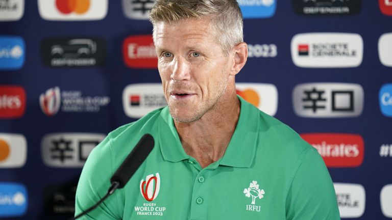 Simon Easterby will take interim charge of the Ireland men's team from December 2024 