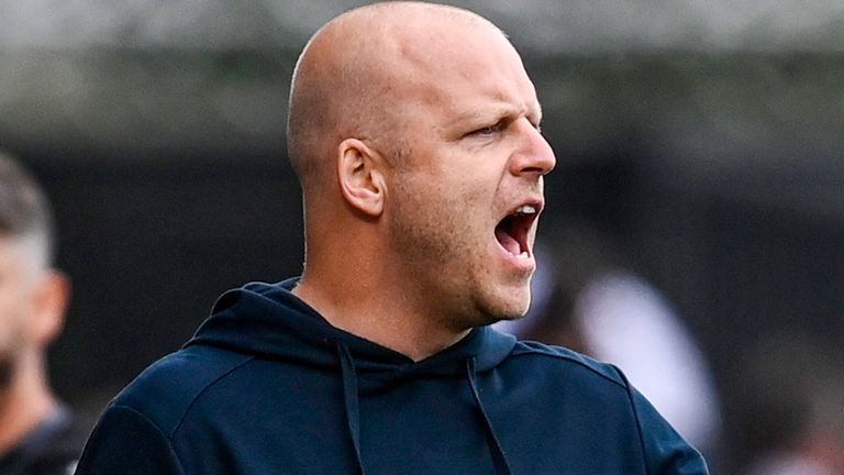 PAISLEY, SCOTLAND - SEPTEMBER 21: Hearts Head Coach Steven Naismith during a William Hill Scottish Premiership match between St Mirren and Heart of Midlothian at SMiSA Stadium, on September 21, 2024, in Paisley, Scotland. (Photo by Rob Casey / SNS Group)