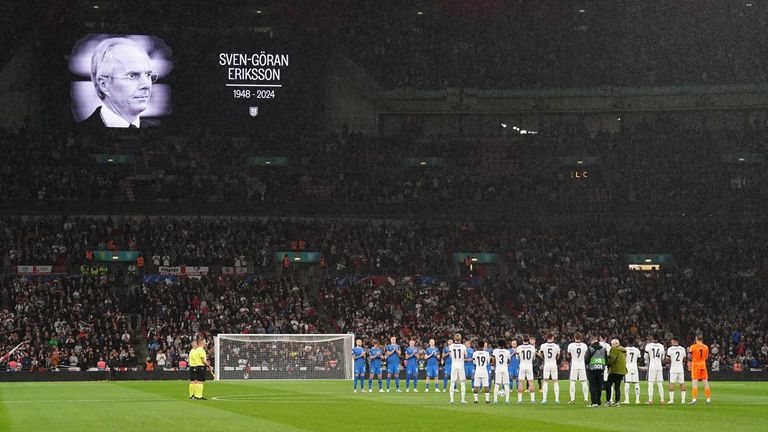 Wembley memberi penghormatan kepada mendiang Sven-Goran Eriksson