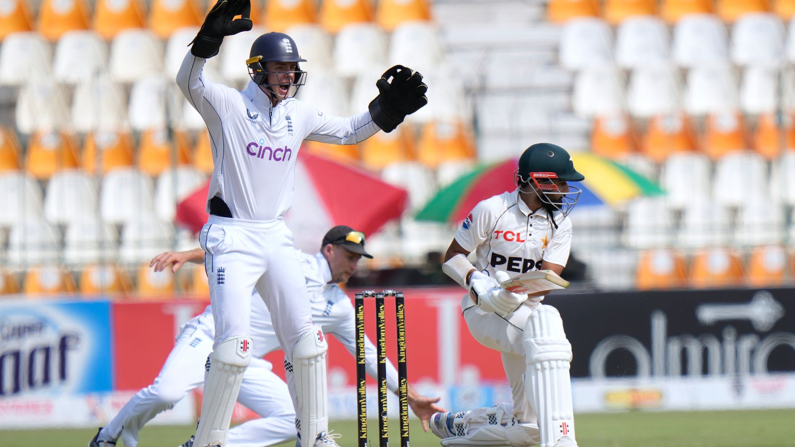 Pakistan vs England Overbyover text commentary and inplay video