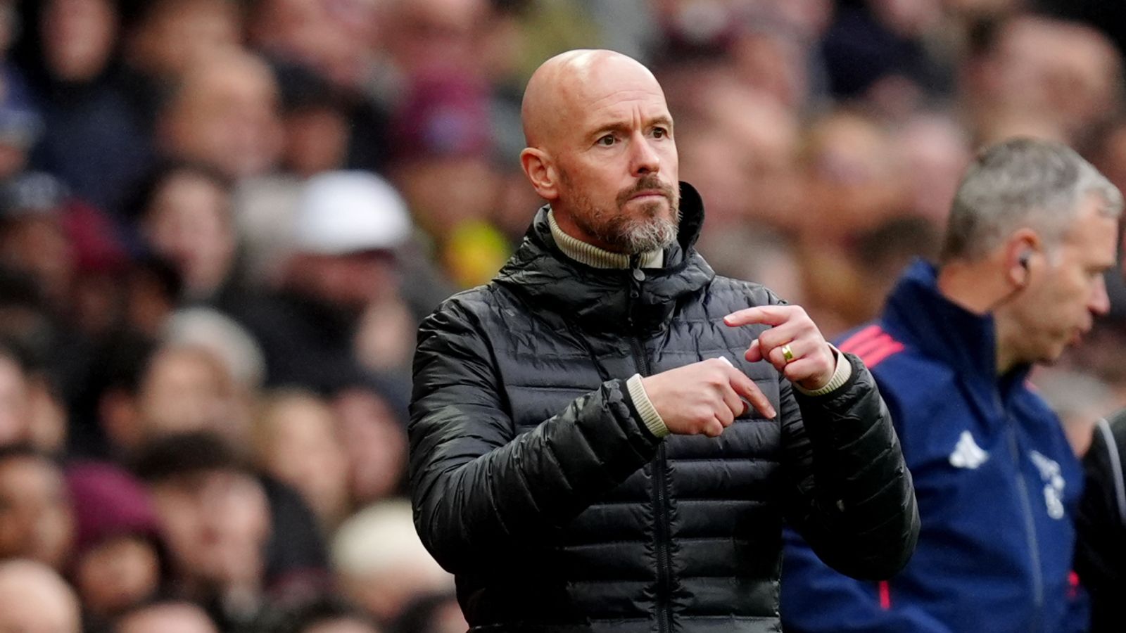 El futuro de Erik ten Hag: el Manchester United guarda silencio tras una reunión ejecutiva de siete horas