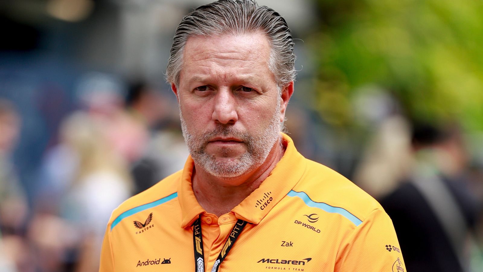 El jefe de McLaren, Zak Brown, dice que la explicación de Red Bull sobre el polémico dispositivo “no cuadra”