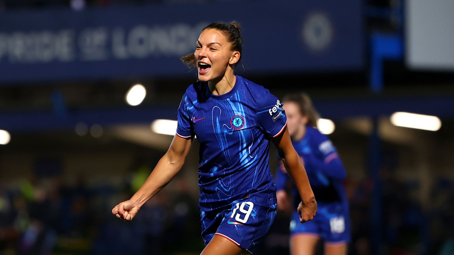 WSL: Chelsea shake off 'ghost goal' as Kaneryd stunner helps thrash Spurs