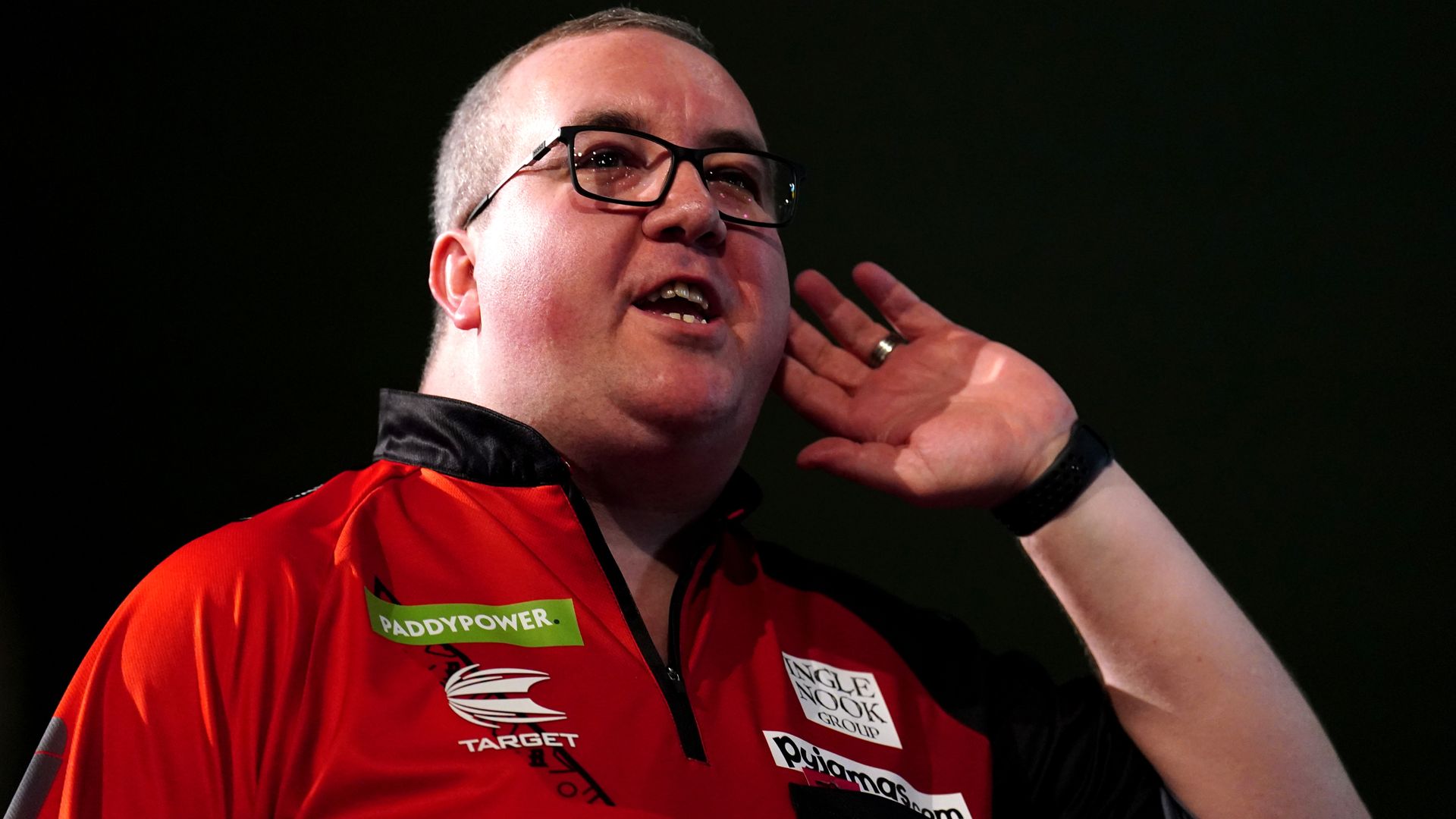 Bunting: I'm not just a darts player, I've got a personality too!