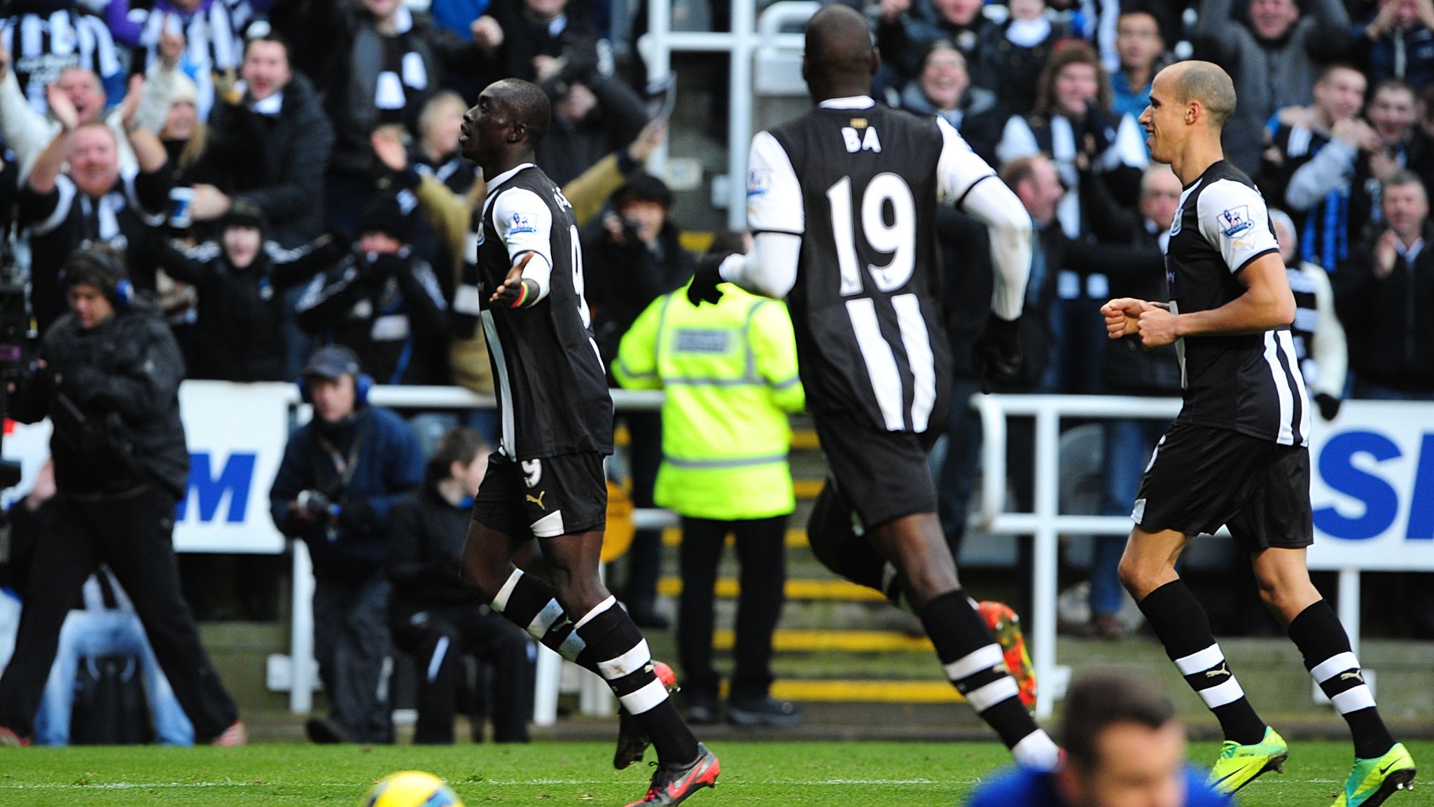 Chelsea vs Newcastle: Papiss Cisse on his stunning goal, Didier Drogba ...