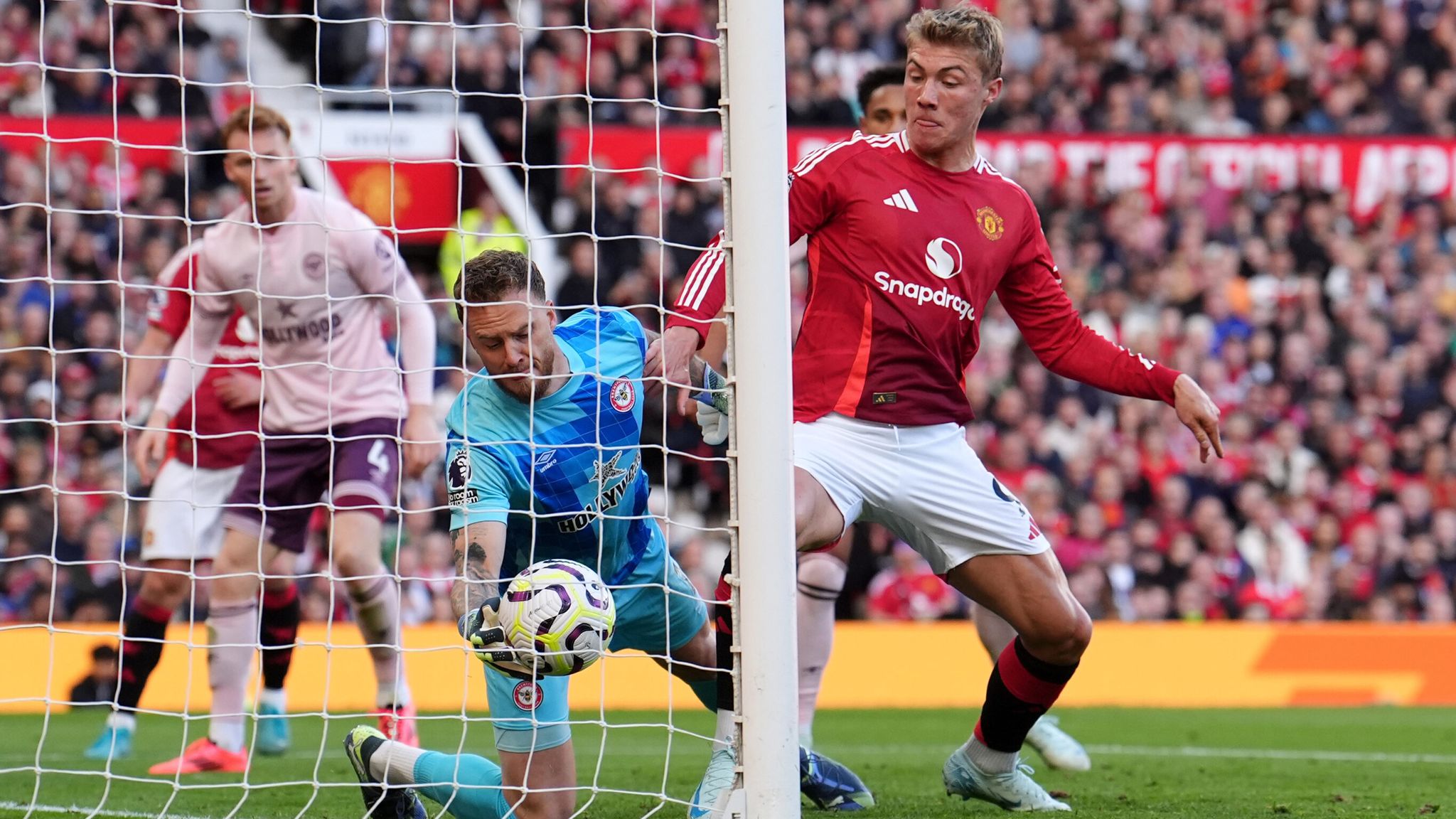 Man Utd vs Brentford LIVE! Premier League match updates, news and score
