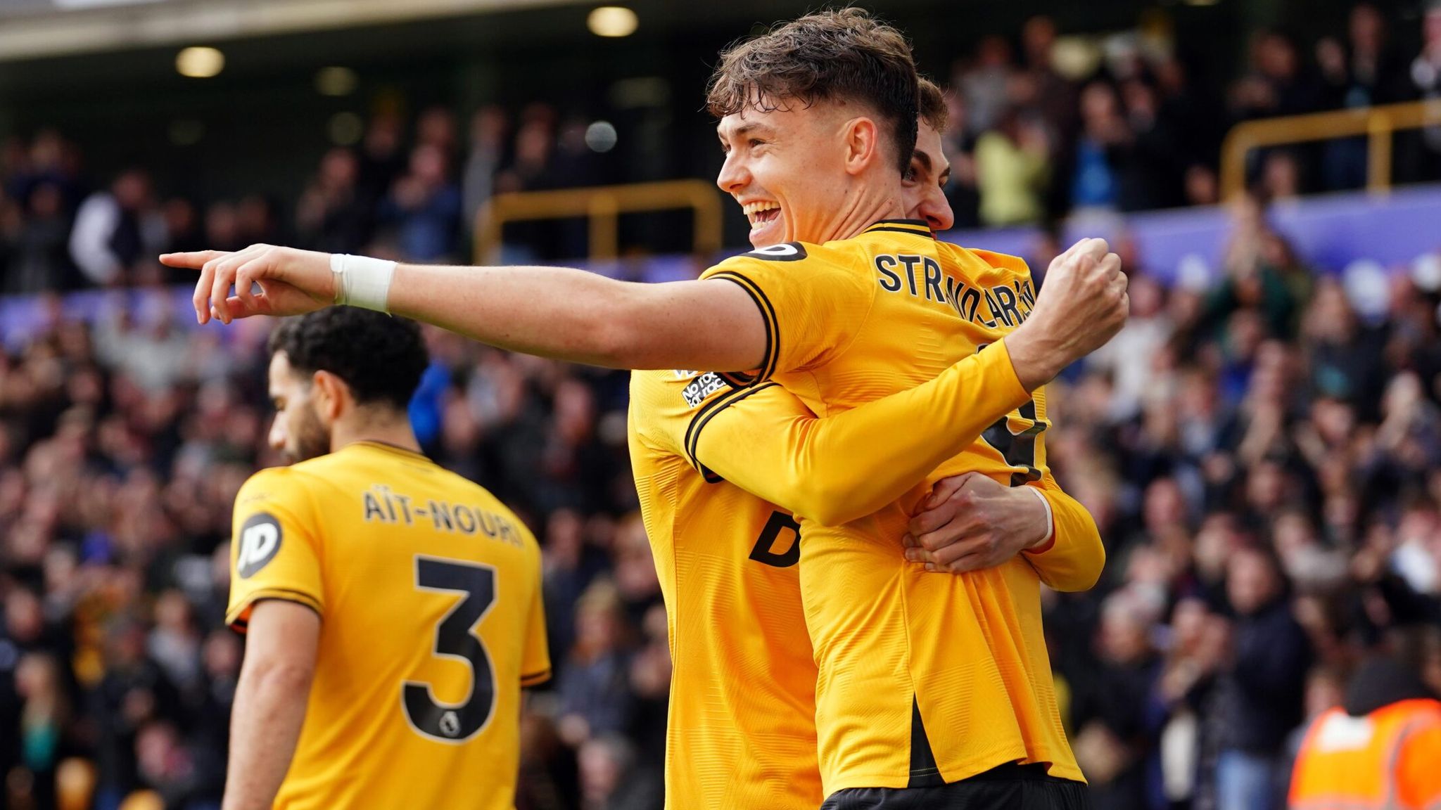 Wolves vs Man City LIVE! Premier League match updates, news, score
