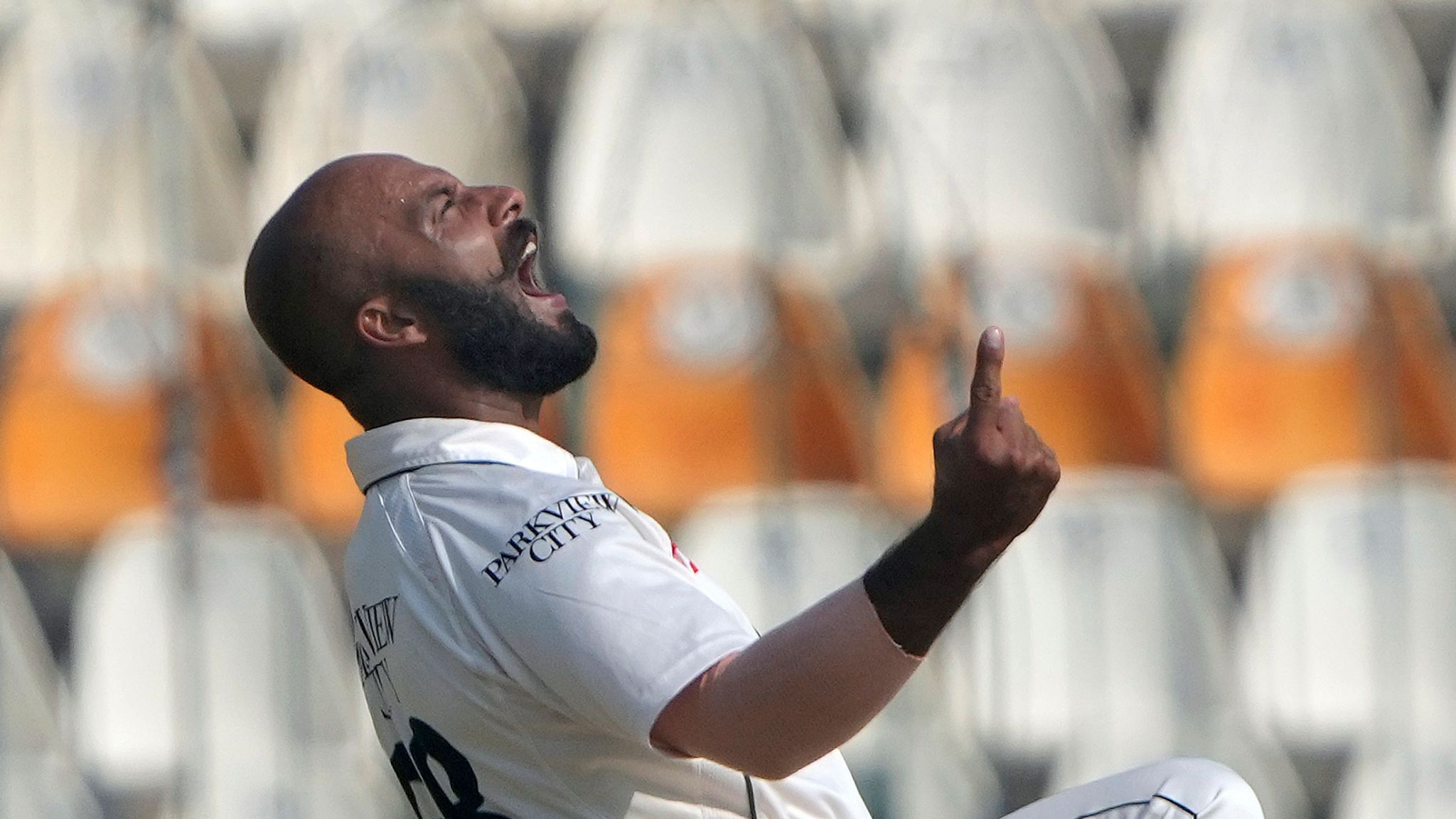 England vs Pakistan Resurgent hosts complete 152run victory in second