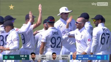 Leach strikes with early Pakistan wicket