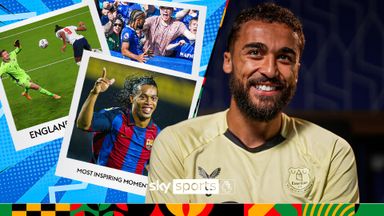 'He made me fall in love with football!' | How Ronaldinho inspired Calvert-Lewin