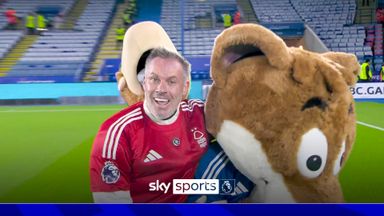 'He lost his head!' | Carra 'wrestles' Filbert the Fox after tense mascot race!