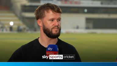 'Hopefully I can get through the pain' | Duckett gives update on thumb injury