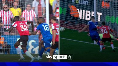 Two shirt pulls but only one penalty awarded | Should Southampton feel aggrieved?