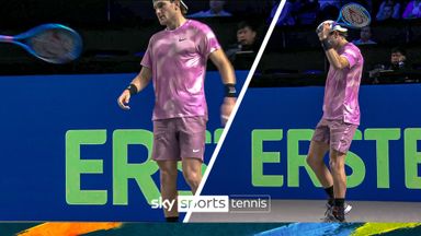 'Frustration there to see!' | Draper throws racket after lost point