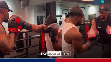 A boxing star in the making?! Richards shows off his skills in the ring!