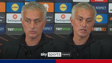 Jose wants to go to 'bottom club' in PL in hilarious response to red card!