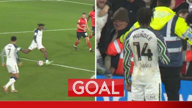 'A brilliant goal!' | Mundle powers Sunderland ahead at Luton