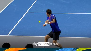 'The crowd absolutely loving it!' | Thiem hits superb backhand winners in final match