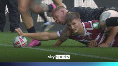 Walters reaches out to score! | Wigan score their second try of the semi-final