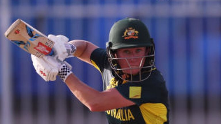 Beth Mooney hit 43 not out in Australia's victory over Sri Lanka in the T20 World Cup