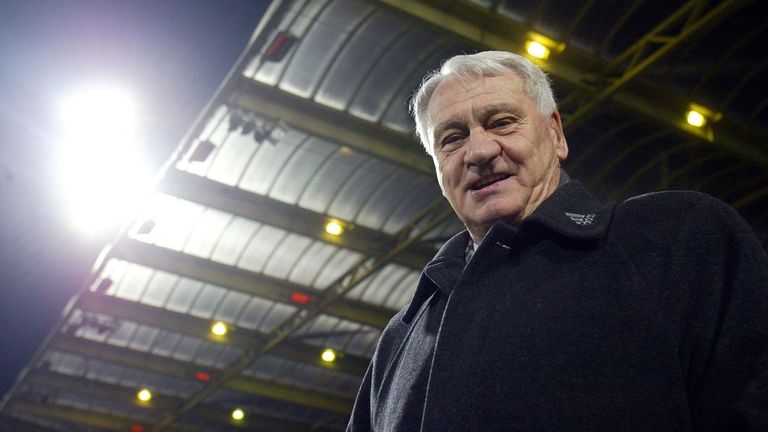 Bobby Robson played a big part in Viana's career