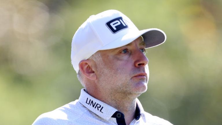 England's David Skinns made a personal and course record to lead the Sanderson Farms Championship with a 12-under 60