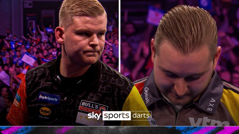 Mike De Decker a battu Dimitri Van den Bergh 