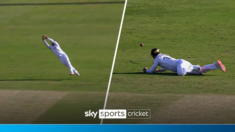 Ben Duckett drops ball against Pakistan