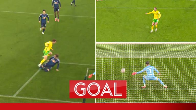 Norwich City vs Leeds United: Josh Sargent opens scoring from the spot