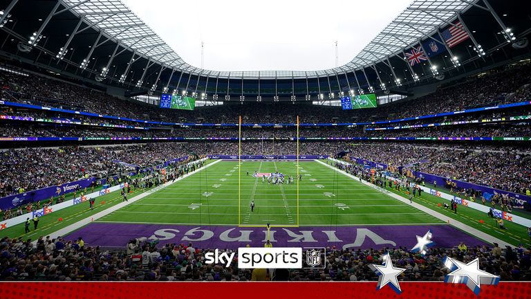 Speaking on Inside the Huddle, Gregg Rosenthal says that the atmosphere at the NFL London games 'really is like a Super Bowl atmosphere'. 