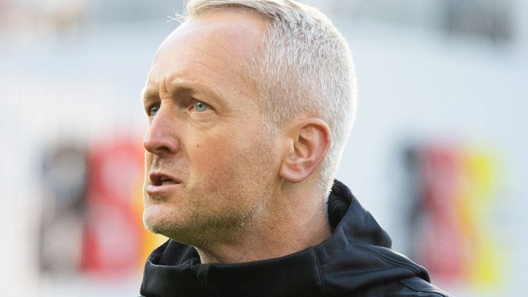 EDINBURGH , SCOTLAND - OCTOBER 19: Hearts Head Coach Neil Critchley celebrates at full time during a William Hill Premiership match between Heart of Midlothian and St Mirren at Tynecastle Park, on October 19, 2024, in Edinburgh, Scotland.  (Photo by Mark Scates / SNS Group)