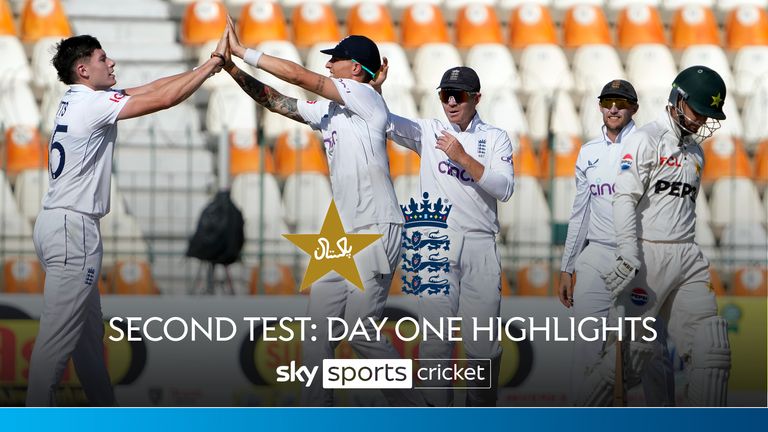 England&#39;s Matthew Potts, left, celebrates with teammates after taking the wicket of Pakistan&#39;s Saim Ayub