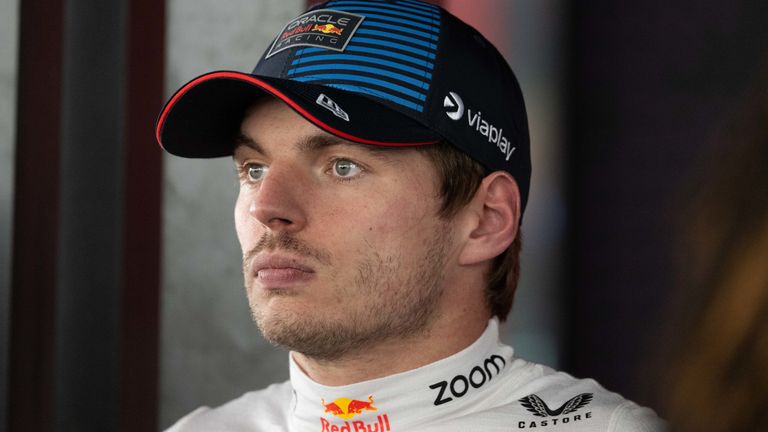 AUTODROMO HERMANOS RODRIGUEZ, MEXICO - OCTOBER 27: Max Verstappen, Red Bull Racing, talks to the media during the Mexican GP at Autodromo Hermanos Rodriguez on Sunday October 27, 2024 in Mexico City, Mexico. (Photo by Simon Galloway / LAT Images)