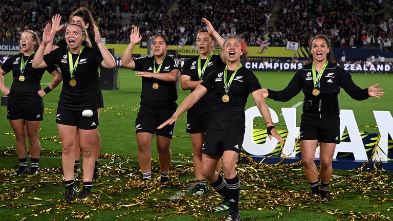 New Zealand players celebrate their win over England in the final of the women's rugby World Cup at Eden Park in Auckland, New Zealand, Saturday, Nov.12, 2022. (Andrew Cornaga/Photosport via AP)