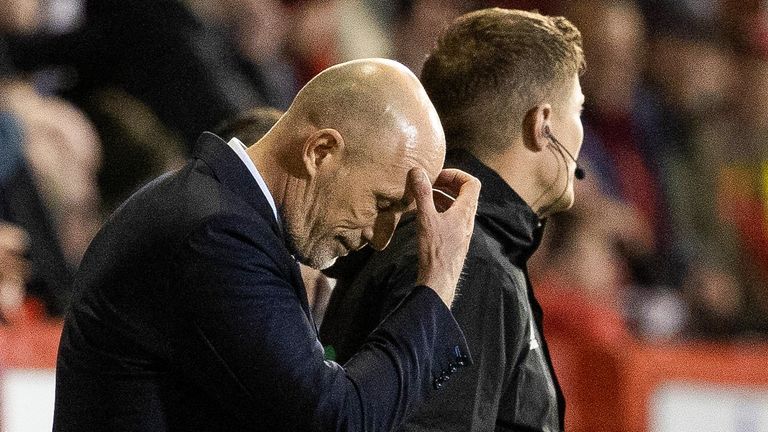 Rangers manager Philippe Clement looks dejected after losing at Aberdeen 