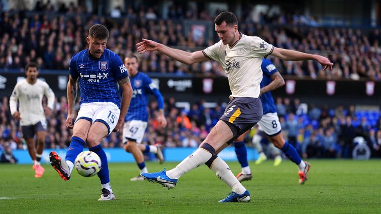 Michael Keane fires Everton into a 2-0 lead at Ipswich