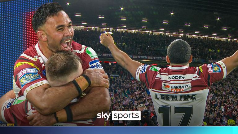 Suena la claxon de tiempo completo en el partido de la Gran Final entre Wigan y Hull KR