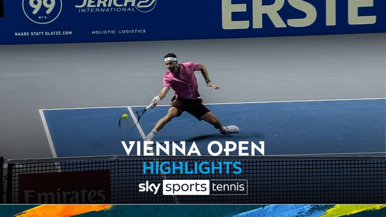 Highlights of the Vienna Open match between Grigor Dimitrov and Zhizhen Zhang .