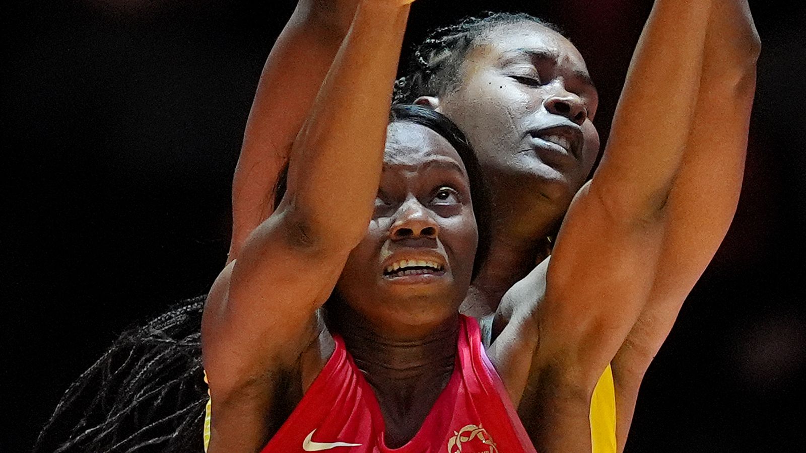 Jamaica 50-49 England: Sunshine Girls snatch last-gasp victory to send series to decider | Netball News