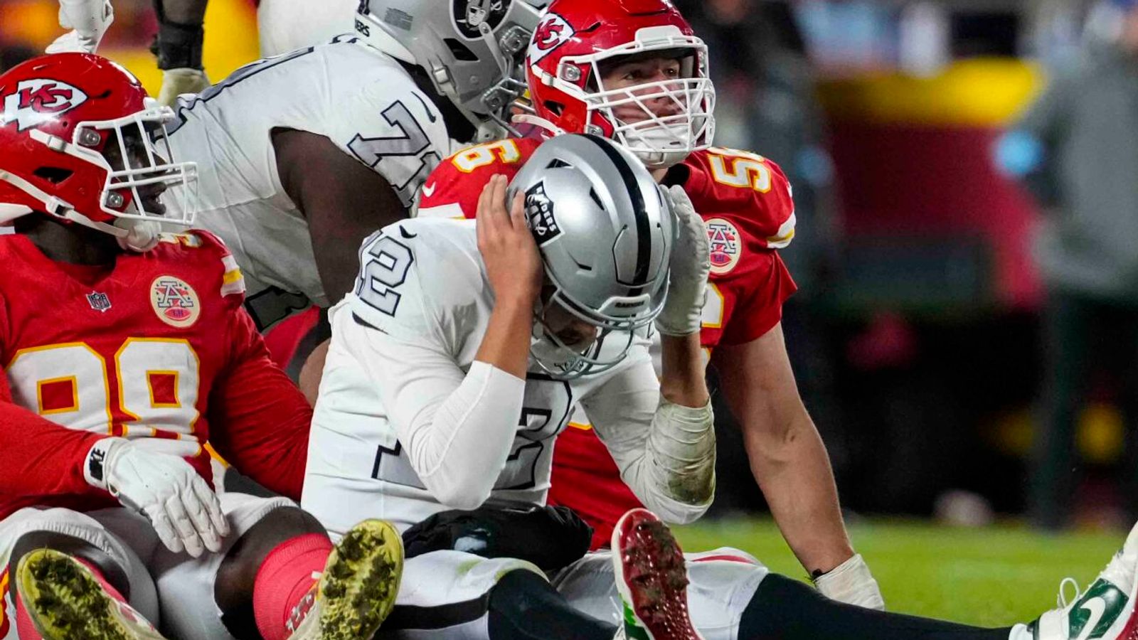 NFL Black Friday: Kansas City Chiefs clinch playoff spot with dramatic 19-17 win over Las Vegas Raiders