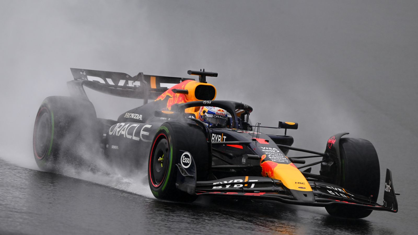 https://e0.365dm.com/24/11/1600x900/skysports-max-verstappen-red-bull_6737893.jpg?20241103173344