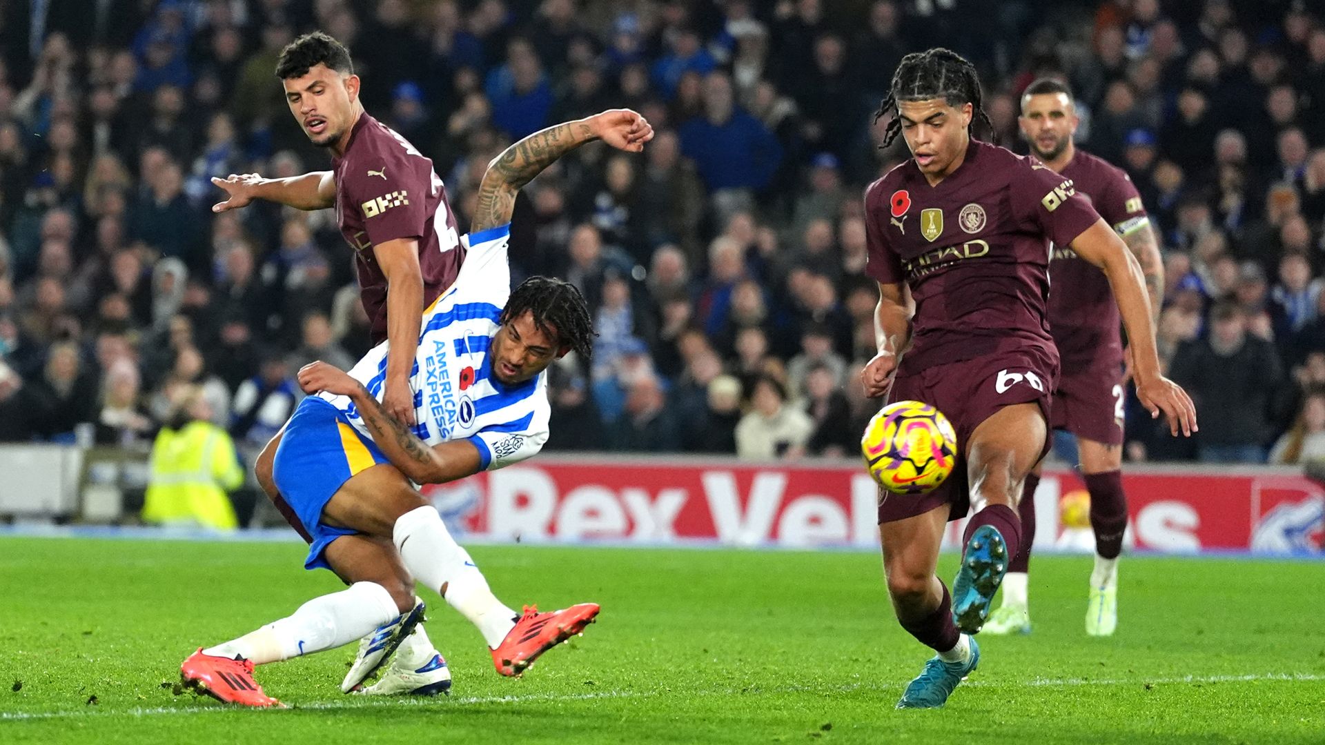 Now it's four losses in a row! Man City stunned by Brighton fightback