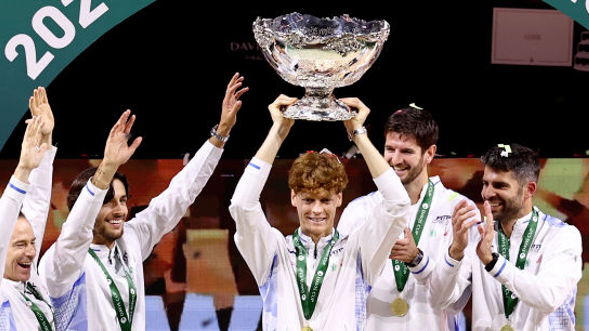 Davis Cup Jannik Sinner leads Italy to second successive title with