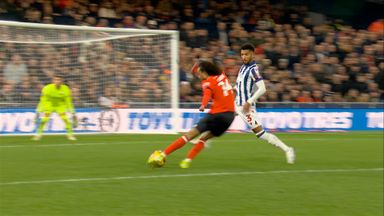 'The atmosphere changes!' | Chong's stunning strike draws Luton level