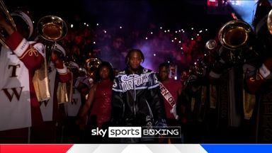 Davis joined by marching band on homecoming ringwalk 